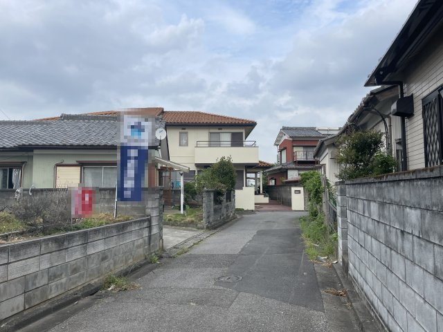 【前面道路含む現地写真】 | 熊谷市小島1期　中古戸建