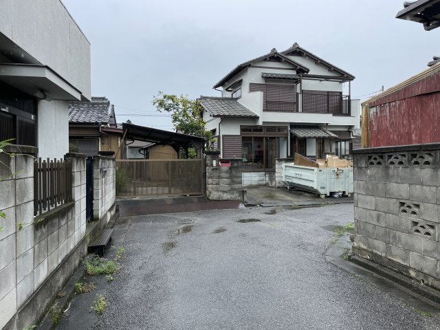 【前面道路含む現地写真】 | 熊谷市小島1期　中古戸建