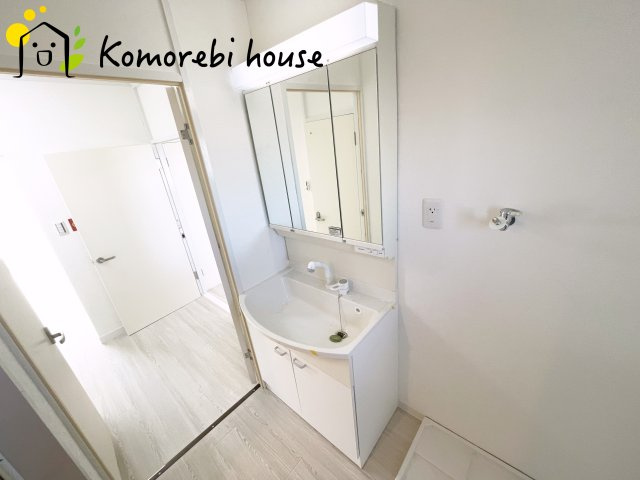 下木崎団地　7号棟の独立洗面台|独立洗面化粧台が付いています