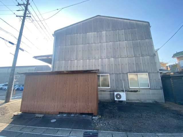 刈谷第1倉庫の外観