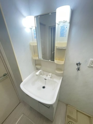 【独立洗面台】