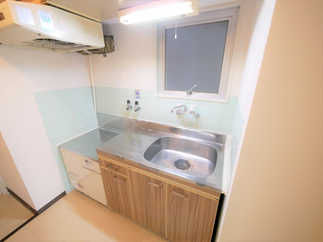 大阪市中央区玉造２丁目の賃貸マンションのキッチン