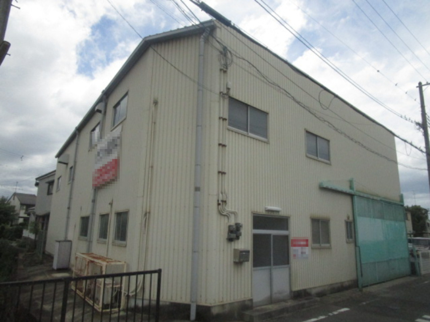 和泉市池上町３丁目の倉庫の外観