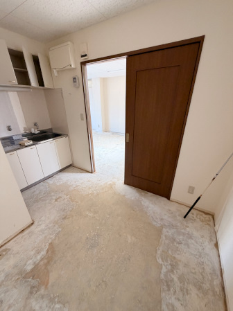 大空ビルの内装