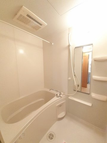 ガーデンハウスＡの浴室