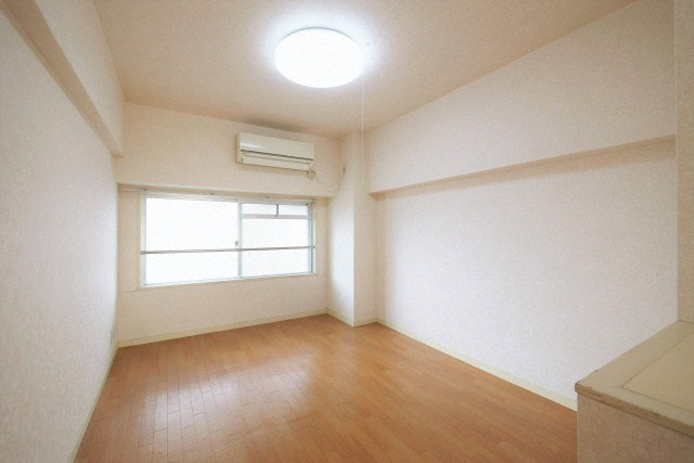 大阪市城東区中央１丁目の賃貸マンションの居間・リビング