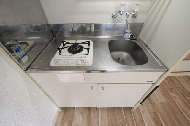 大阪市城東区中央１丁目の賃貸マンションのキッチン