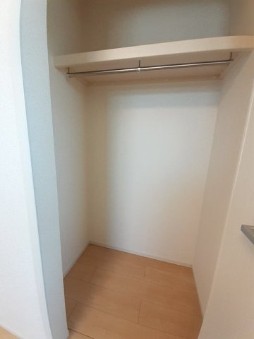 ハイソラーレ　Ⅰの収納