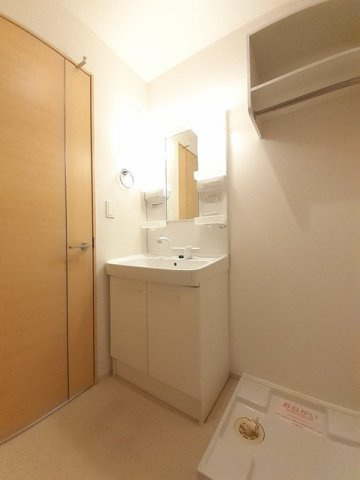 クラール南矢三Ｄの洗面所