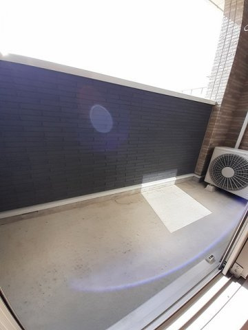 クラール南矢三Ｄのバルコニー