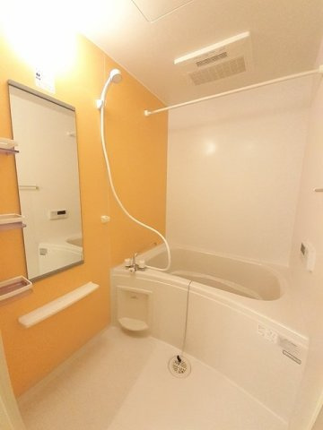 クラール南矢三Ｄの浴室