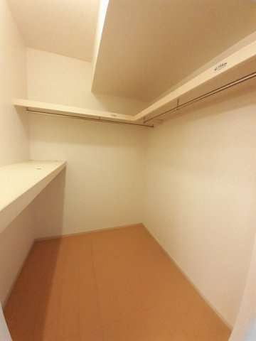 クラール南矢三Ｄの収納