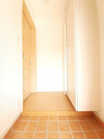 クラール南矢三Ｄの玄関