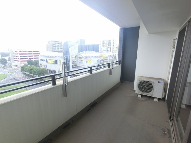 【バルコニー】