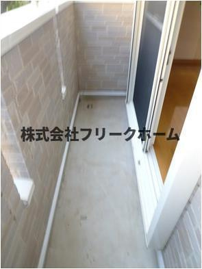 エムズヴィラ 　のバルコニー