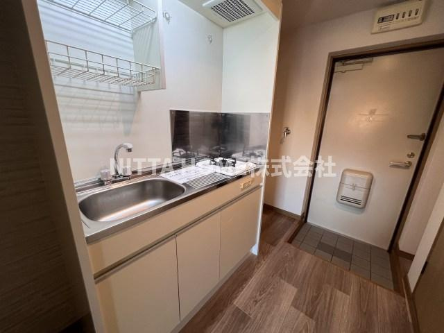 ユーミーロイヤルの内装|明るい木目が素敵ですよね♪