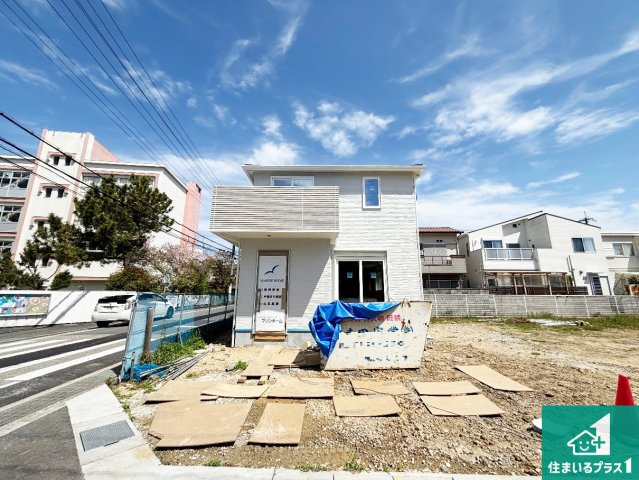 伊丹市寺本　第4期　新築一戸建ての外観|現在建築中！落ち着いた街並みで新生活を始めることが出来そう！周辺の物件も併せてご紹介させて頂きます！