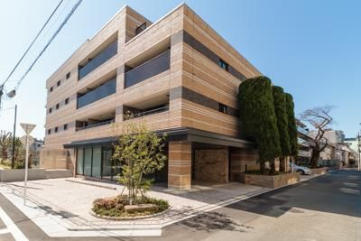 ＳＡＳＡＺＵＫＡ　ＴＯＤＡＹの外観