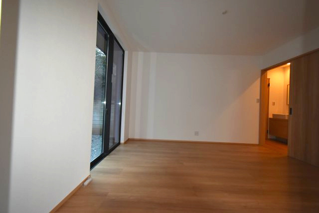 下井草1丁目・新築戸建の洋室