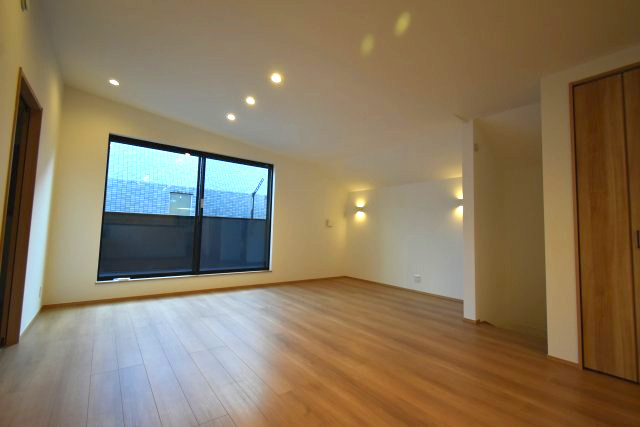 下井草1丁目・新築戸建の居間・リビング