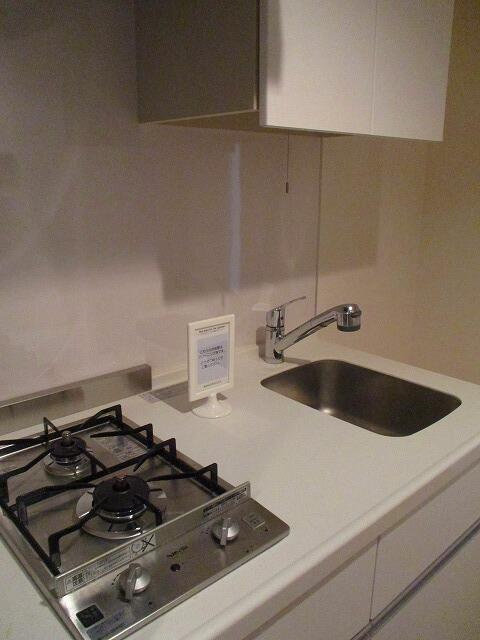 メゾンカルム西新宿のキッチン|※参考写真　他部屋になります。 