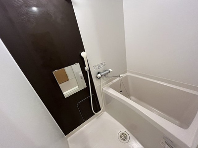 【浴室】 | レオネクストクレモンティーヌ