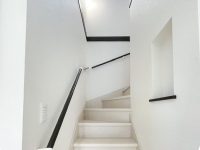 【その他】 | 亀山市川崎町 | 階段