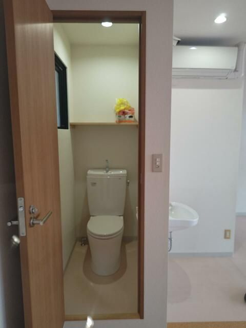 田中屋ビルのトイレ