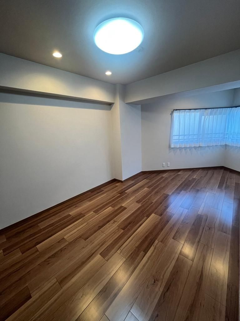 中銀大倉山マンシオンの洋室