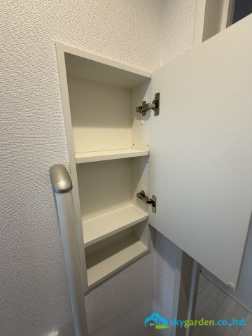 大磯町東小磯　新築戸建　全2棟　１号棟のトイレ