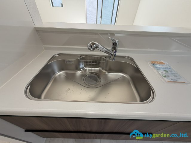 大磯町東小磯　新築戸建　全2棟　１号棟のキッチン