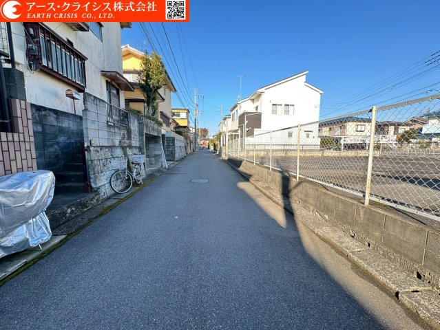 【前面道路含む現地写真】 | 柏市東柏1丁目　全3区画 | 風と光がやさしく巡る。朝のコーヒーも、午後の読書も、家族の団らんも、ぜんぶ光に包まれる時間。そんな日々をデザインしませんか♪