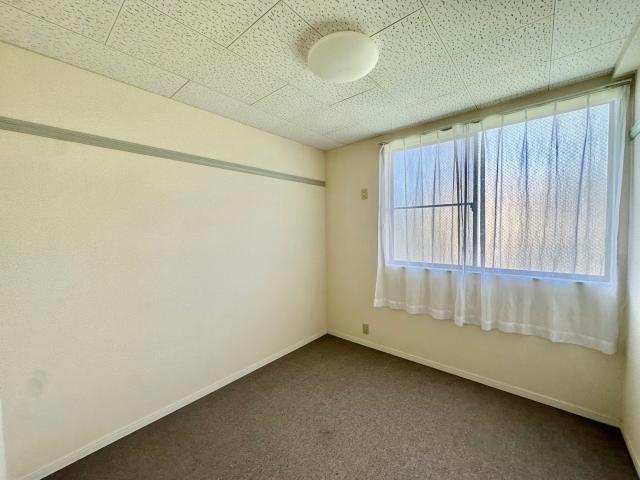 ハイツコスモスの洋室