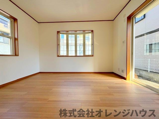 【洋室】 | 厚木市恩名4丁目 中古戸建 | 1階洋室