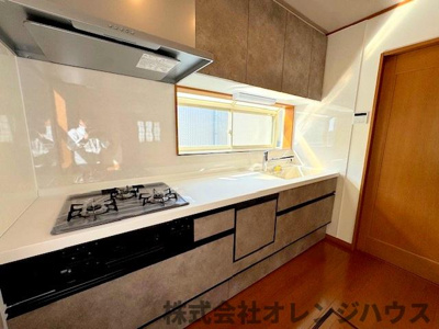 【キッチン】 | 厚木市恩名4丁目 中古戸建 | システムキッチンは浄水器＆食洗器付きです！