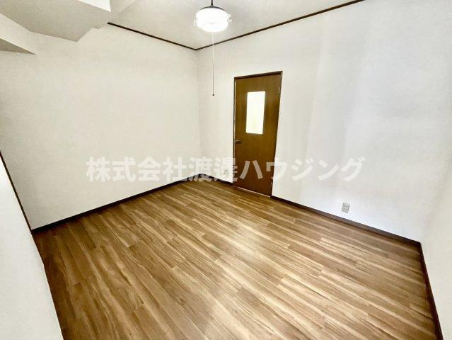 仁和寺町貸家の居間・リビング