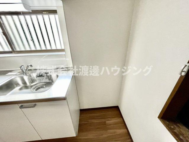 仁和寺町貸家のキッチン