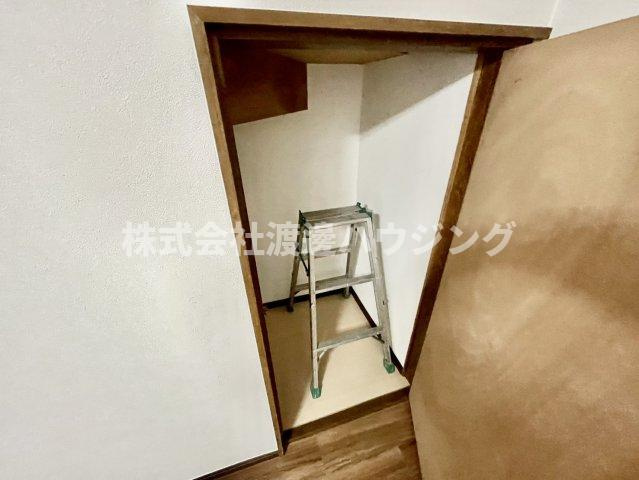 仁和寺町貸家の内装