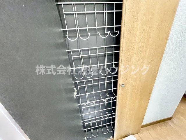 仁和寺町貸家の収納