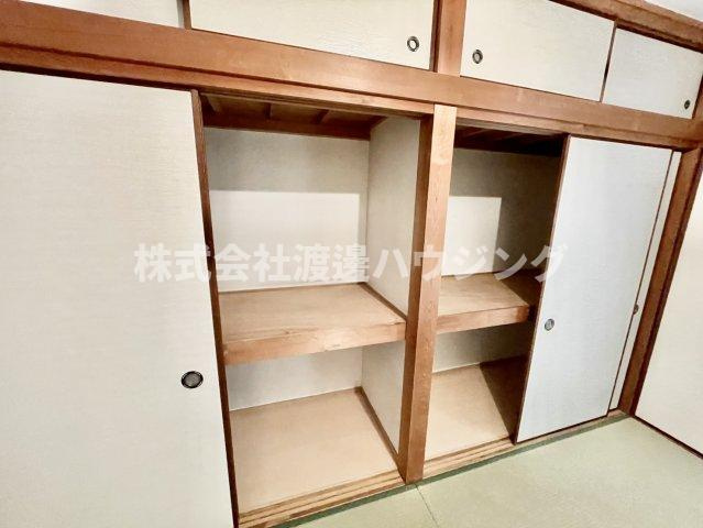 仁和寺町貸家の収納