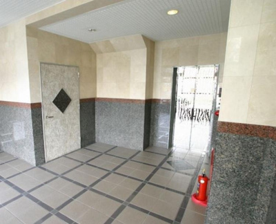 【エントランス】 | アゼリアⅡ | エントランス写真