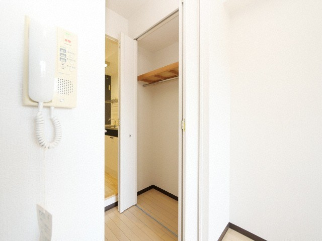 大阪市東成区東小橋２丁目の賃貸マンションの収納