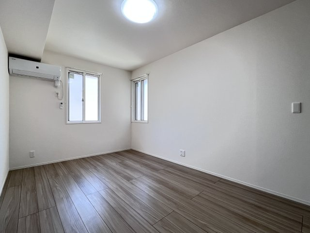 スペチアーレ墨江の寝室