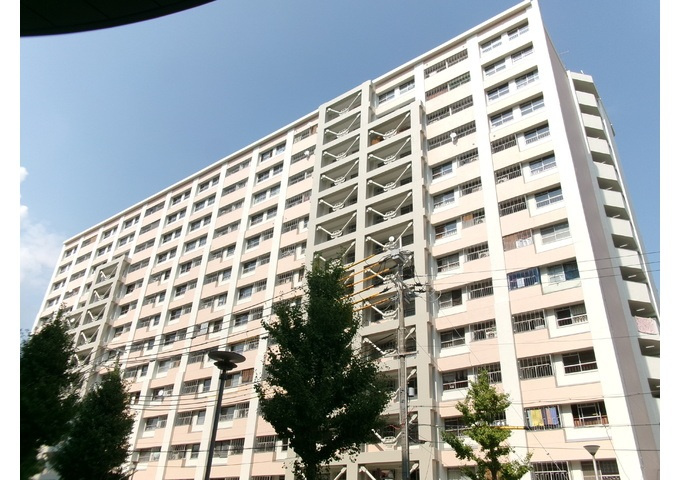 兵庫県公社　上湊川高層の外観|建物外観を気になさる方へ、見た目の良い物件です