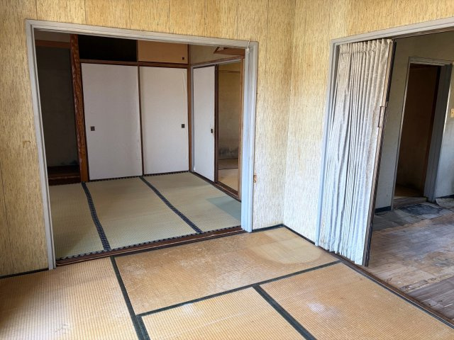 里庄町新庄売家の和室