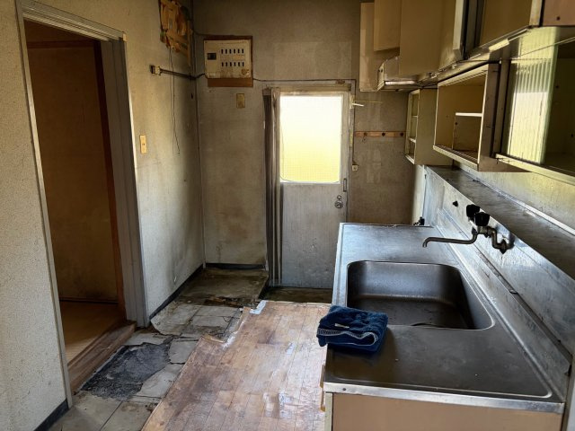 里庄町新庄売家のキッチン