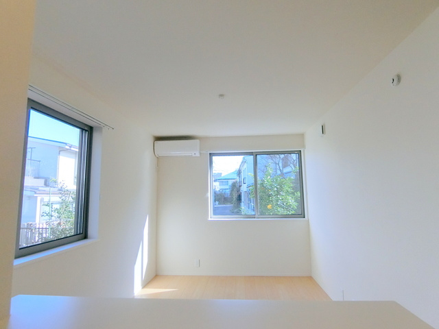 光ハウスの居間・リビング|★キッチンからリビング★