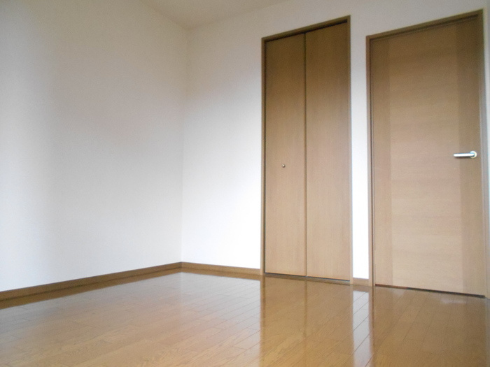 ラ・ポワール　Ａの洋室