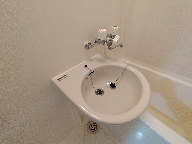 神戸市東灘区青木５丁目の賃貸マンションの洗面所