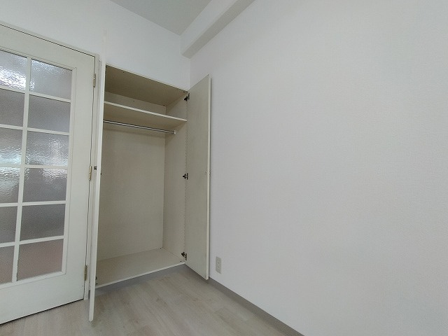 神戸市東灘区青木５丁目の賃貸マンションの収納|クローゼット